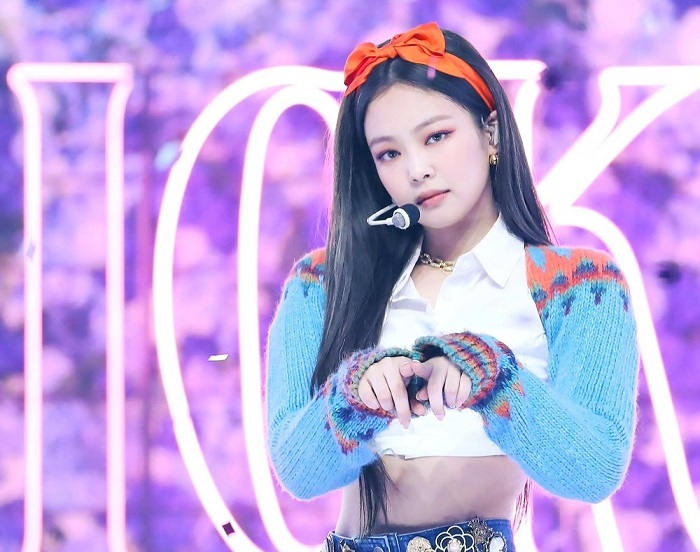 Jennie qua ống kính fandom