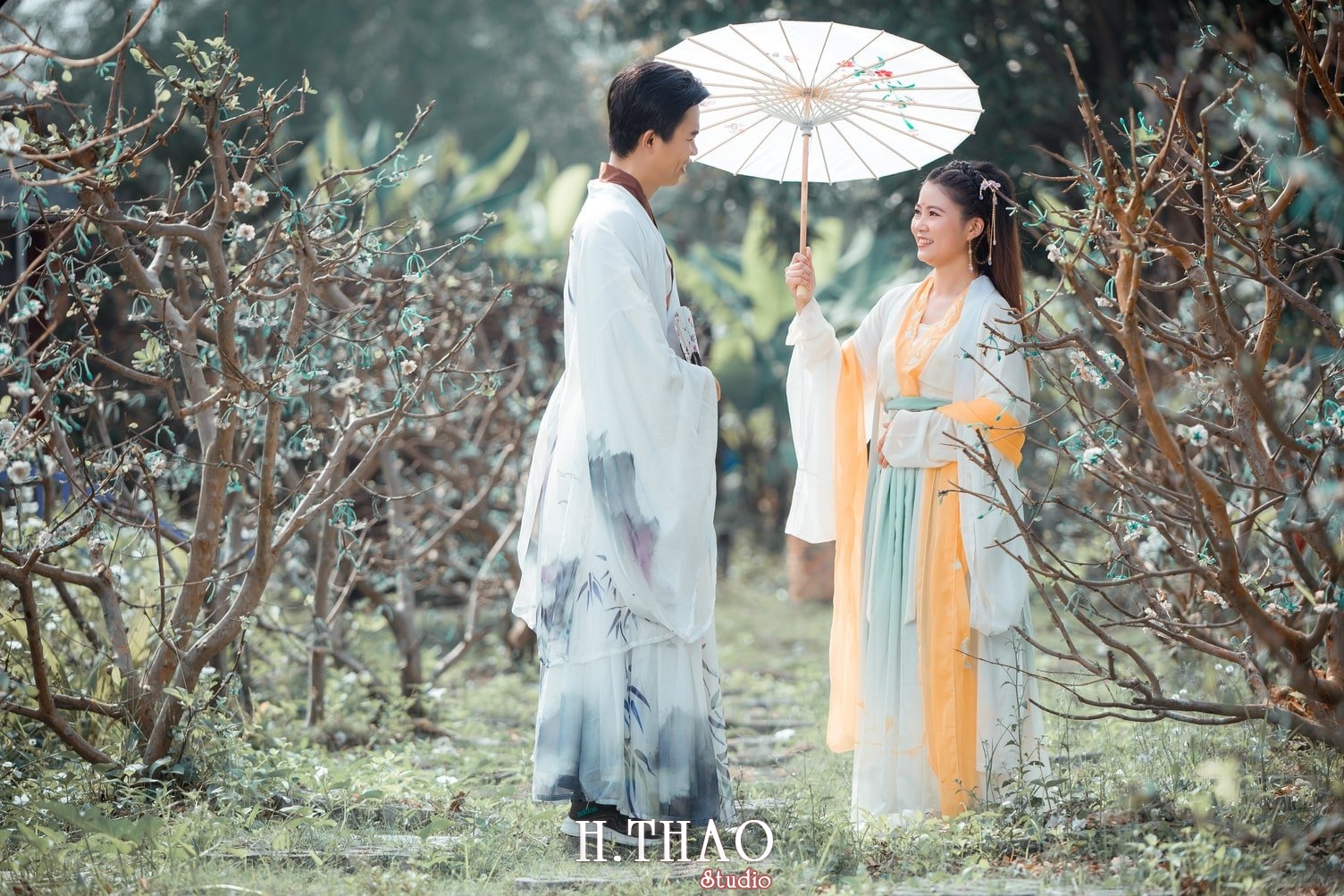 Couple co trang 2 - 3 concept chụp ảnh với người yêu đẹp mà chất - HThao Studio