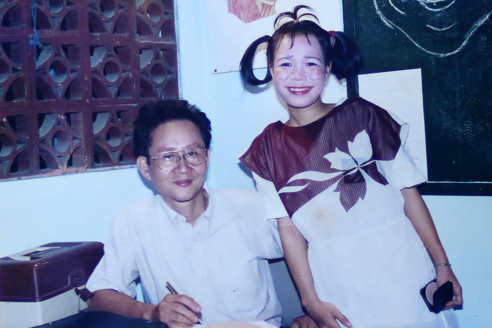 Ngắm loạt ảnh “một thời tuổi trẻ” của Việt Hương - 15