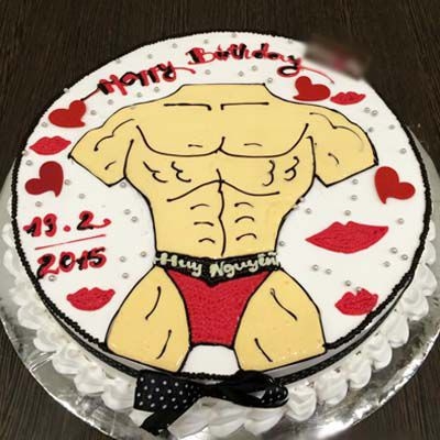 Bánh sinh nhật troll bạn bè hài hước