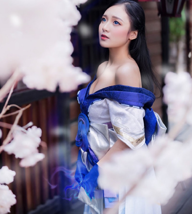 Liên quân cosplay là “thánh địa” mỹ nhân - mc phương thảo 3