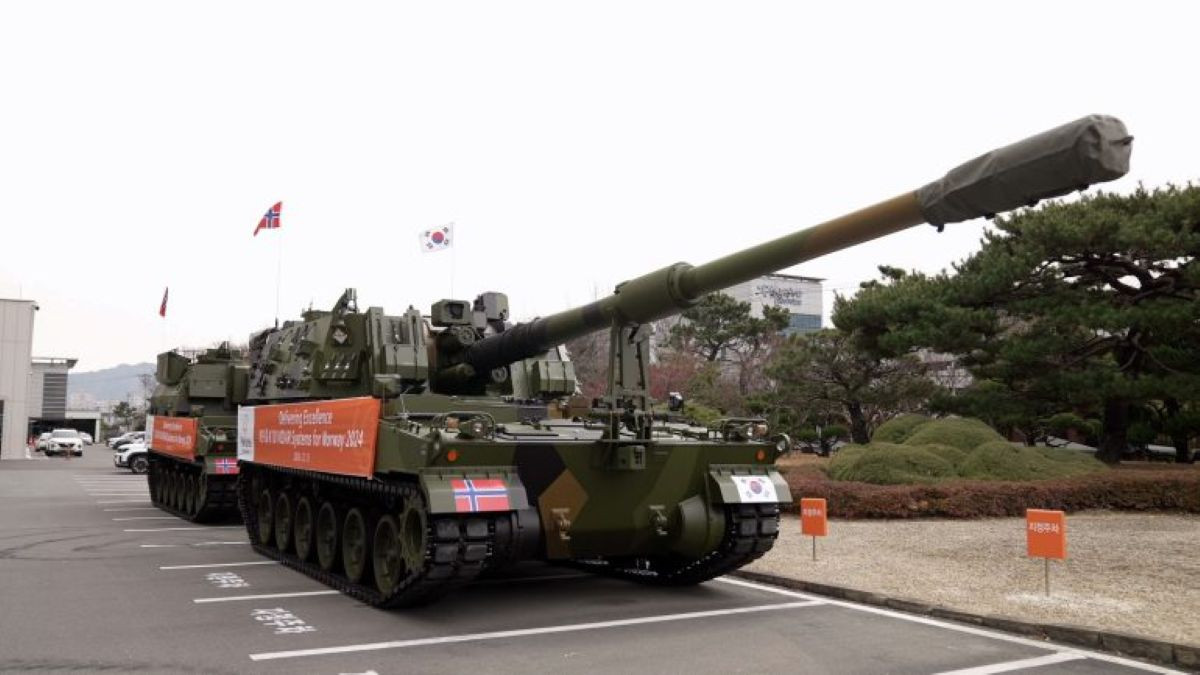 Pháo tự hành K9 Thunder cua Hàn Quốc.jpg